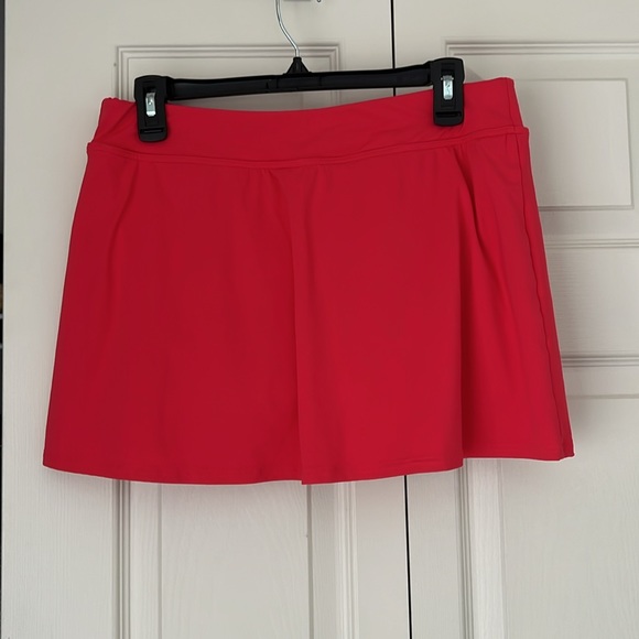 Swim Skirt with built-in panty - Picture 3 of 4